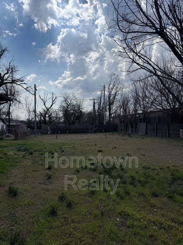 Building Photo - 5 W Farrall St