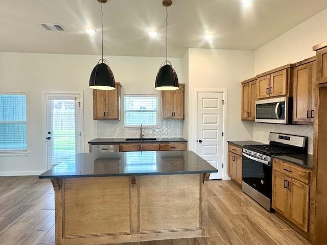 Building Photo - 3125 Mt Nebo Dr