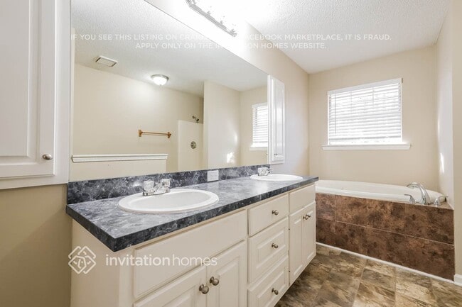 Building Photo - 6312 Bent Oaks Ct