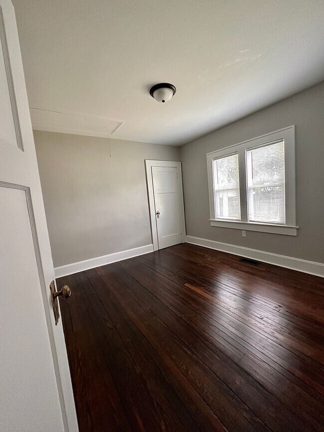 Building Photo - 1457 S 17th St