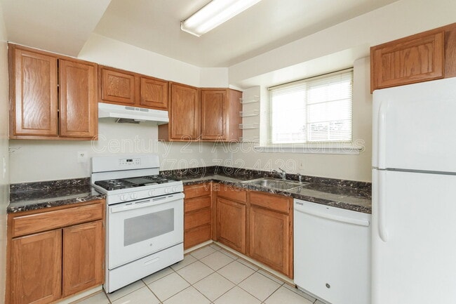 Building Photo - 3822 Keller Ave