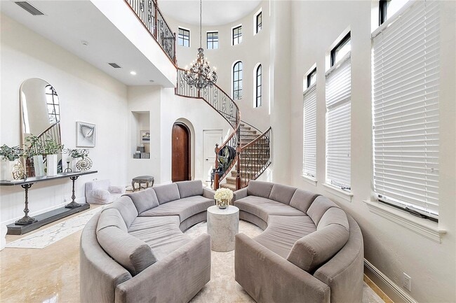 Building Photo - 9564 Exbury Ct