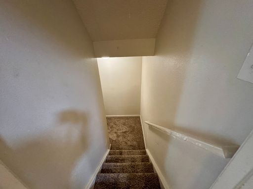 Building Photo - Available NOW is this open layout 5 bedroo...