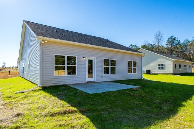 Building Photo - Newly Renovated Home in Brookwood!
