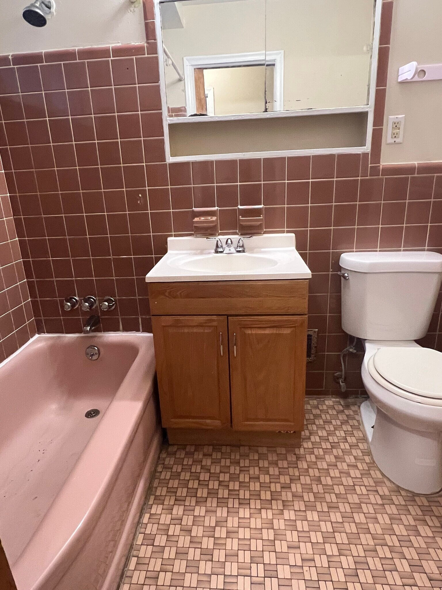 Building Photo - 13740 Pearson St