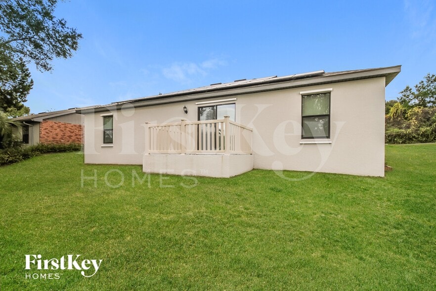 Building Photo - 2138 El Campo Ave