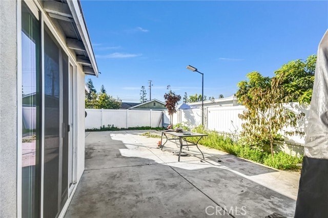 Building Photo - 3913 Walnut St