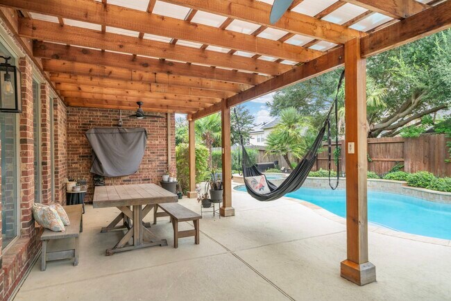 Building Photo - 28410 Stonestead Dr