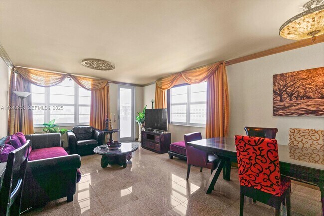 Building Photo - 100 Lincoln Rd