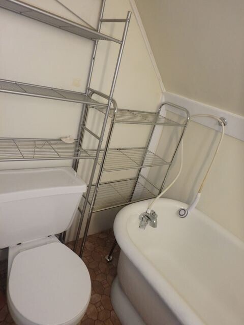 Building Photo - 301 Waugh St