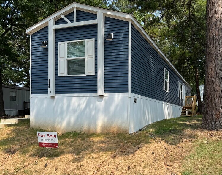 Building Photo - 500 Webster Rd