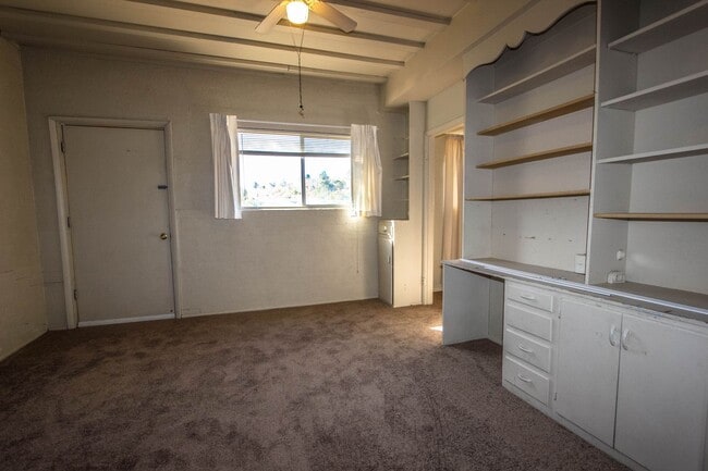 Building Photo - Two Bedroom Prescott Home