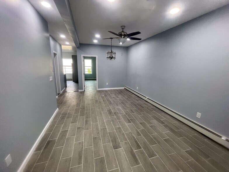 Building Photo - 213 Martin Luther King Jr Dr