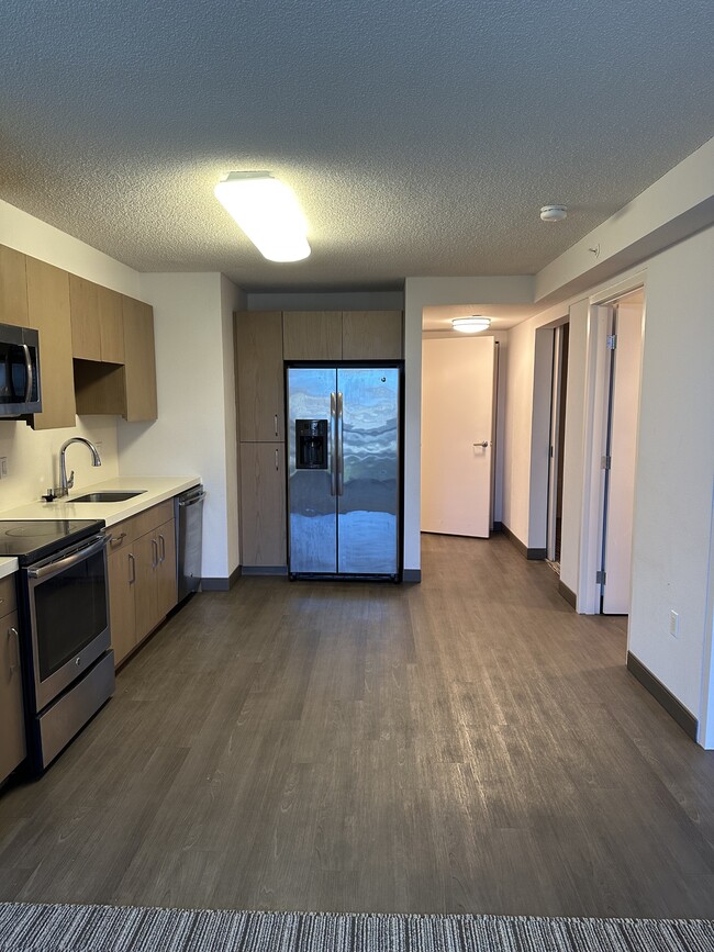 Building Photo - 7000 Hawaii Kai Dr