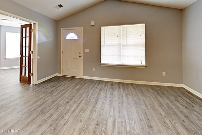 Building Photo - 7525 Rolling Meadows Ln