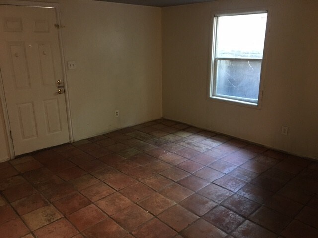 Building Photo - 327 S 900 W