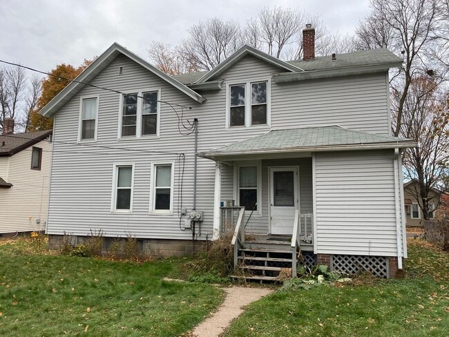 Building Photo - 717 Jackson St