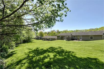 Building Photo - 18 Wallingford Dr