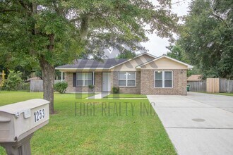 Building Photo - 1253 Roberts Way