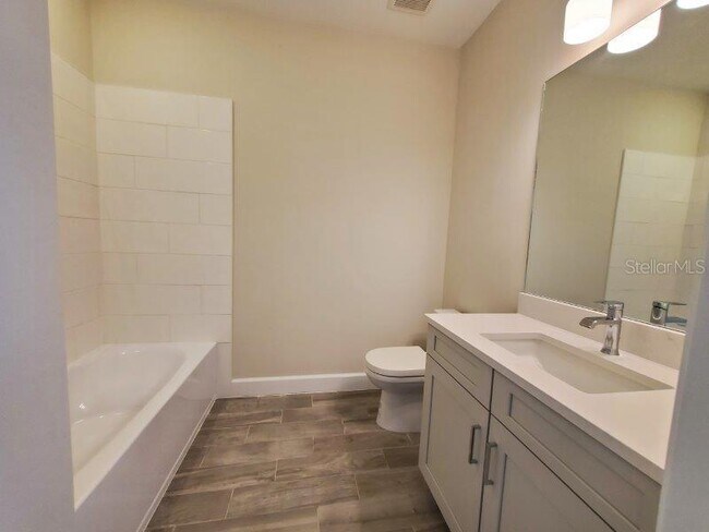 Building Photo - 1620 Seahaven Dr