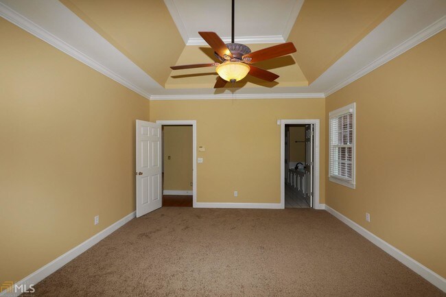 Building Photo - 411 Barrington Hall Dr