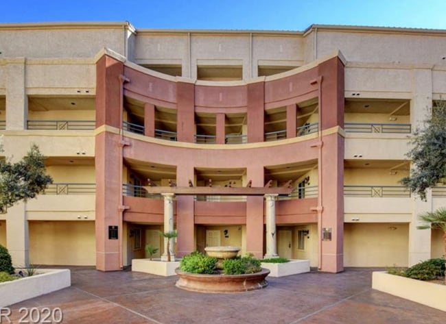 Building Photo - 270 E Flamingo Rd