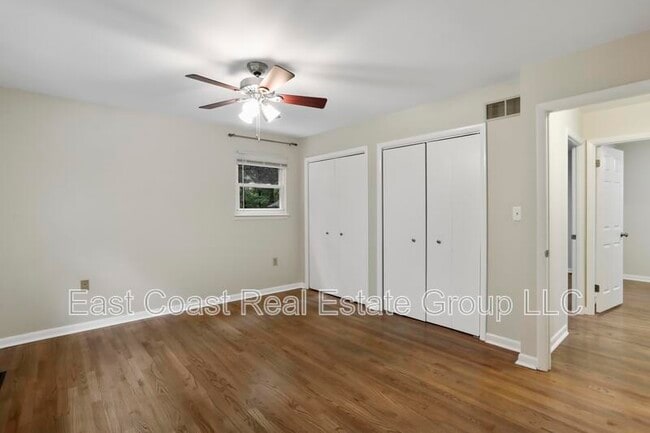 Building Photo - 3395 Canary Ct