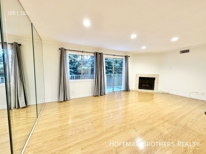 Building Photo - 1515 S Beverly Dr