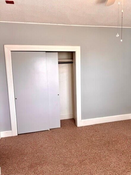 Building Photo - 15 Church St