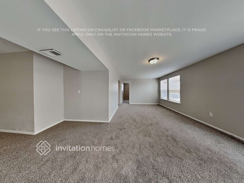 Building Photo - 13501 W 65th Ave