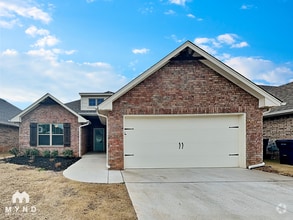 Building Photo - 4105 Palmetto Trail