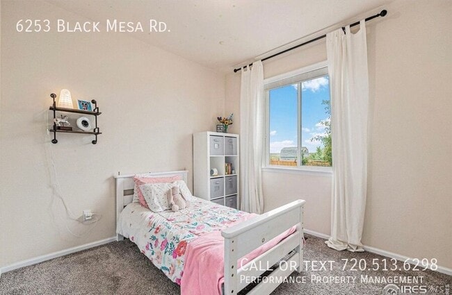 Building Photo - 6253 Black Mesa Rd