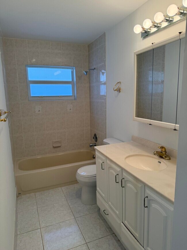 Building Photo - 5780 Fernley Dr