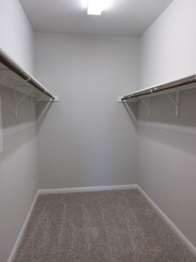 Building Photo - 3-Bedroom/2-bath in Crystal Springs - Leander ISD