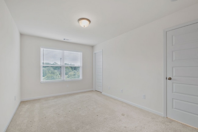Building Photo - 1234 Hope Vlg Wy
