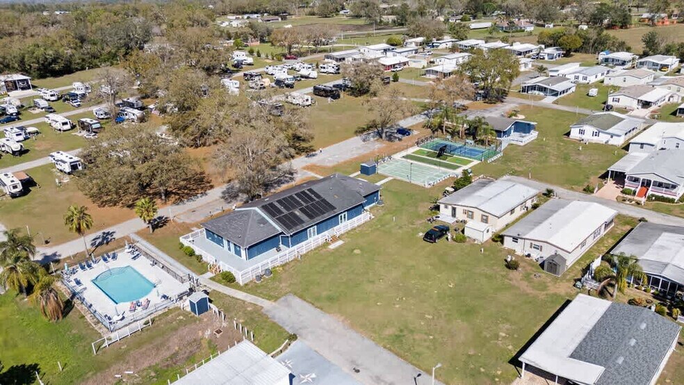 Building Photo - 10034 Hamp Dr