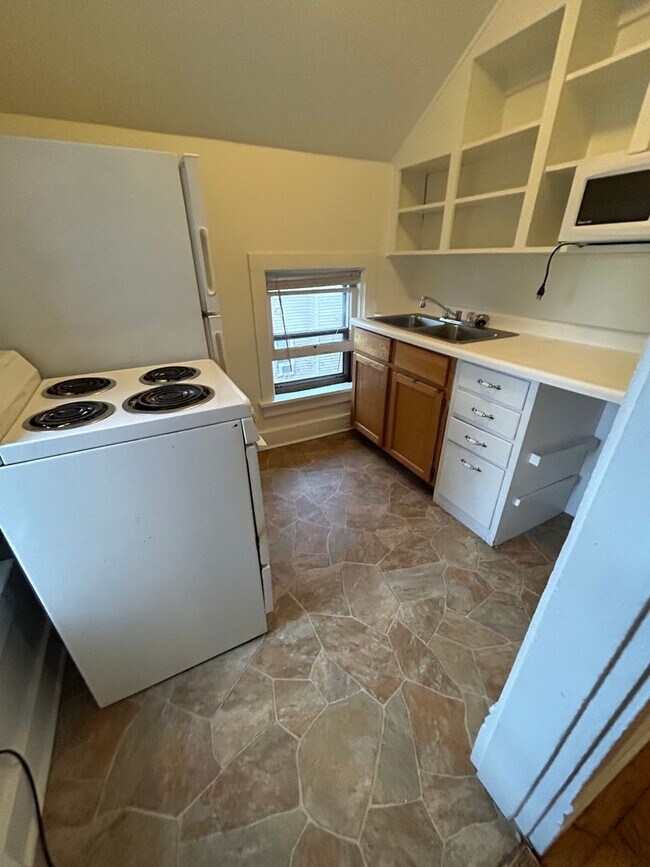 Building Photo - Market Street