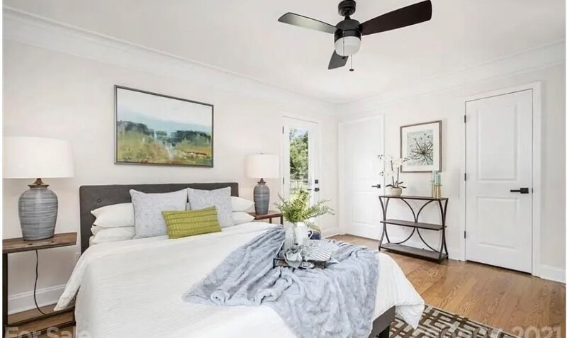 Building Photo - 7128 Mapleridge Dr