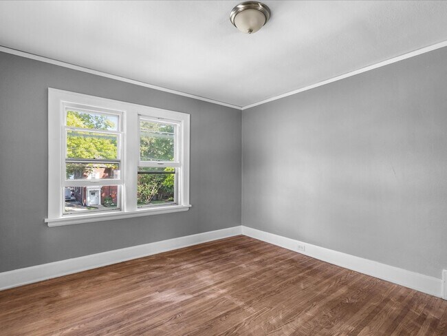 Building Photo - 1111 20th St