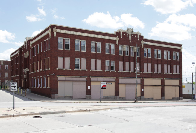 Primary Photo - Anderson Apartments