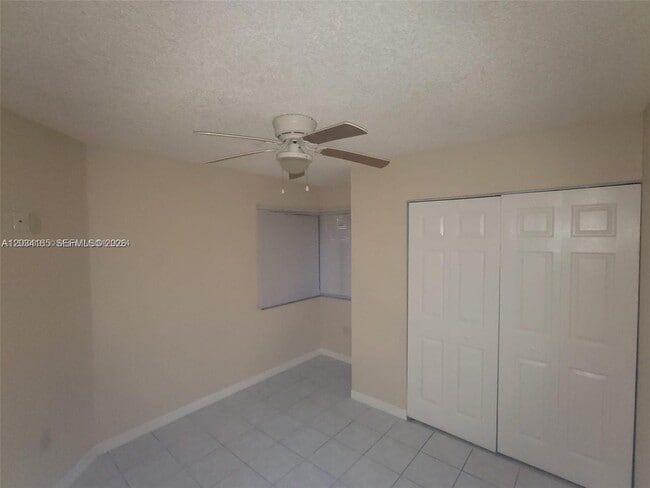 Building Photo - 9673 SW 138th Ave
