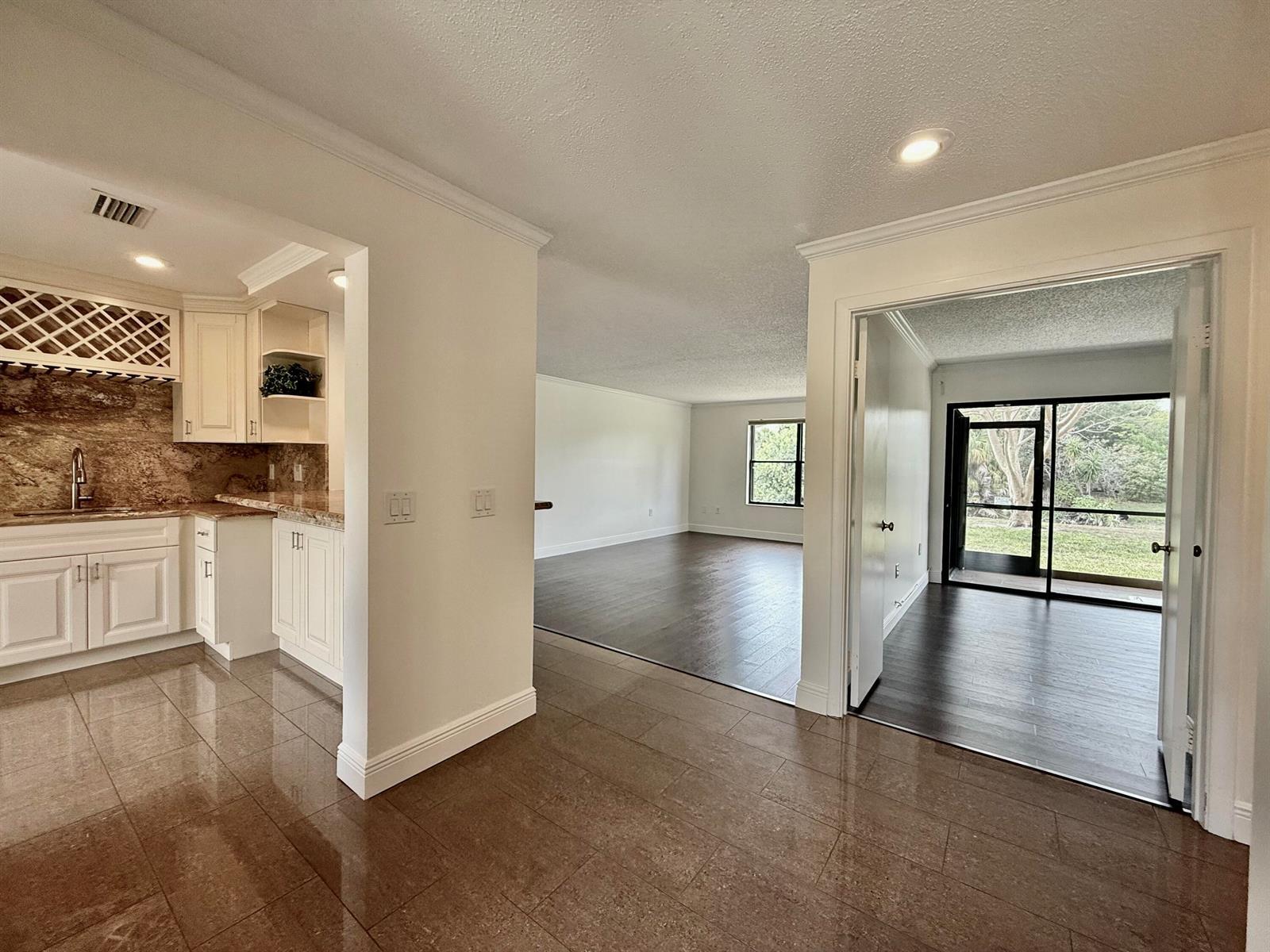 Building Photo - 13135 Chadwick Ct