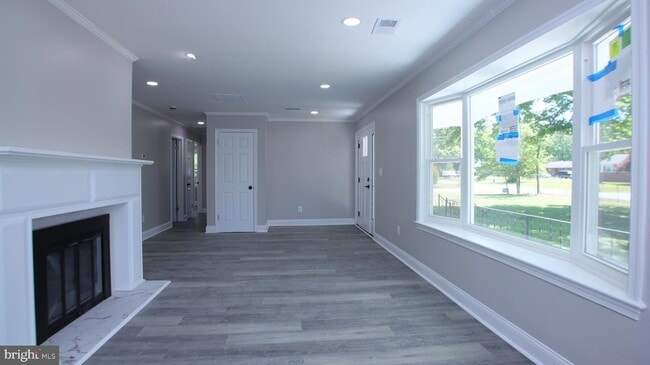 Building Photo - 2608 Holly Dr