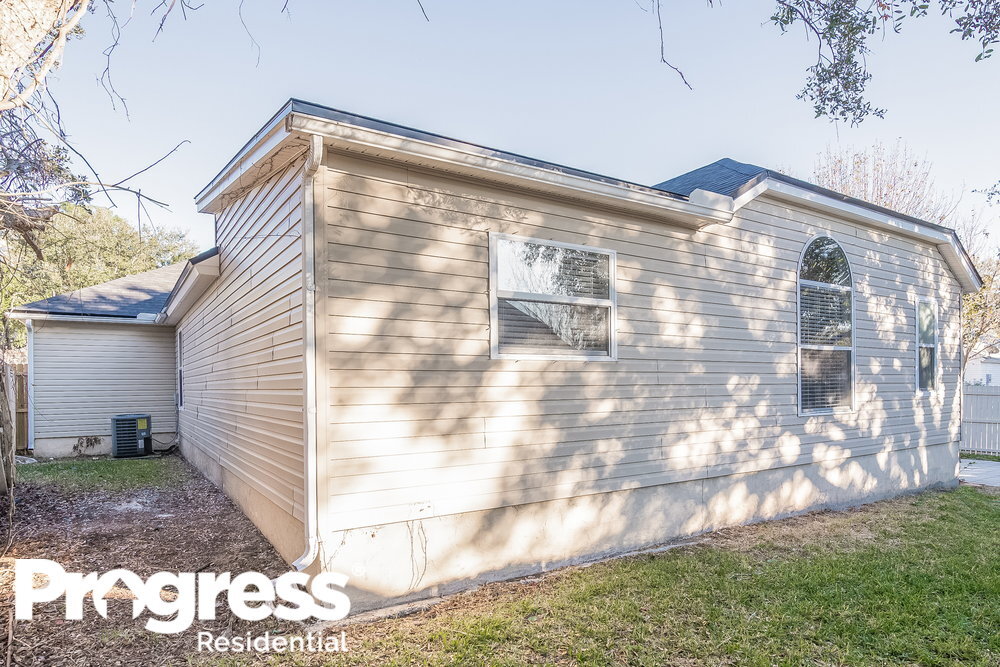 Building Photo - 10439 Brookwood Bluff Rd S