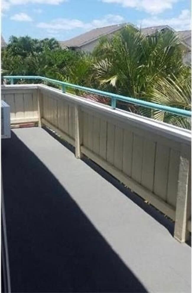 Building Photo - 2 bedroom 2 bath in the Arbors at Ewa Gentry. With 2 car garage!