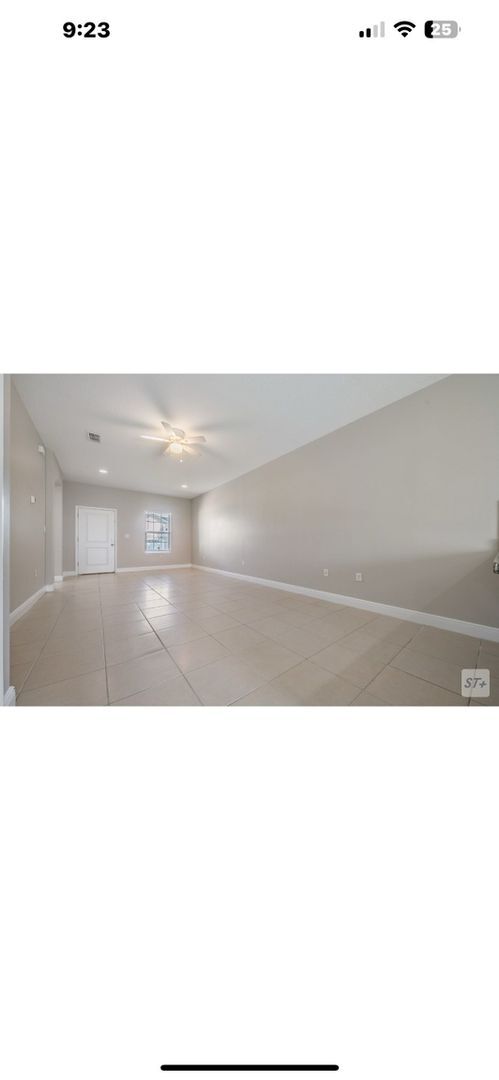 Building Photo - Spacious 3BR Duplex in Kissimmee