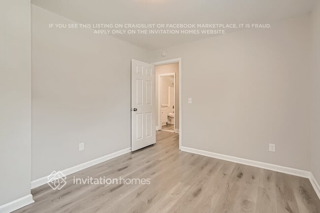 Building Photo - 7470 Hunters Ridge Dr