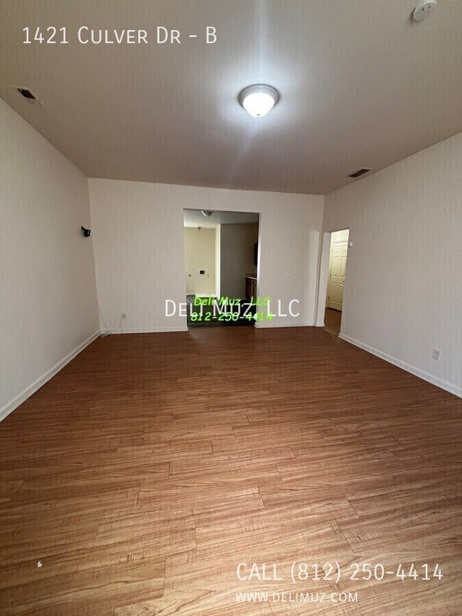 Building Photo - 1421 Culver Dr