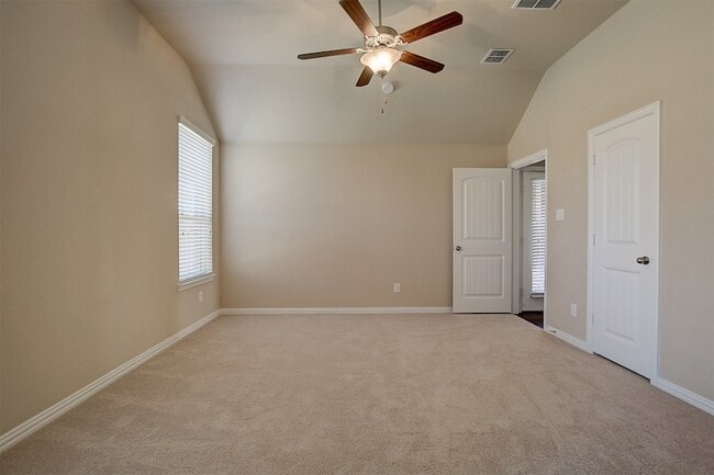 Building Photo - 217 Baldwin Dr