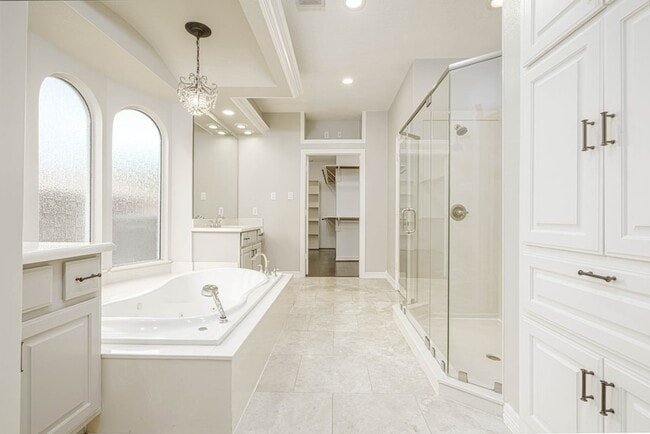 Building Photo - 6331 Collina Springs Ct